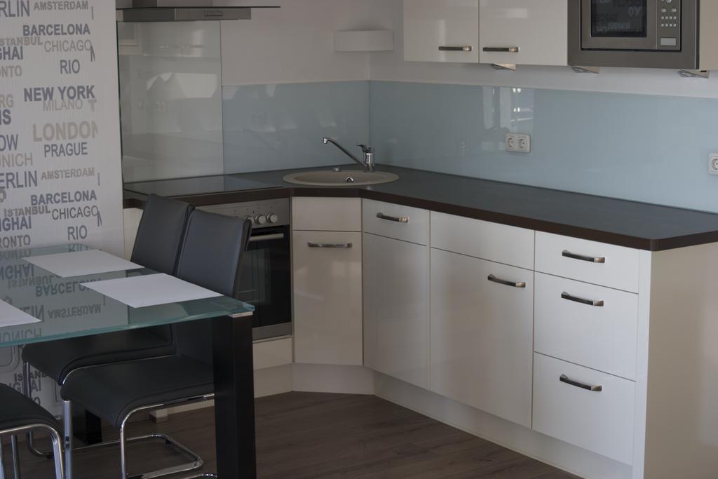 Hommage Appartements Waren  Quarto foto